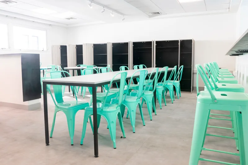 Vista de la habilitacion de oficinas corporativas ejecutada por Dec Constructora