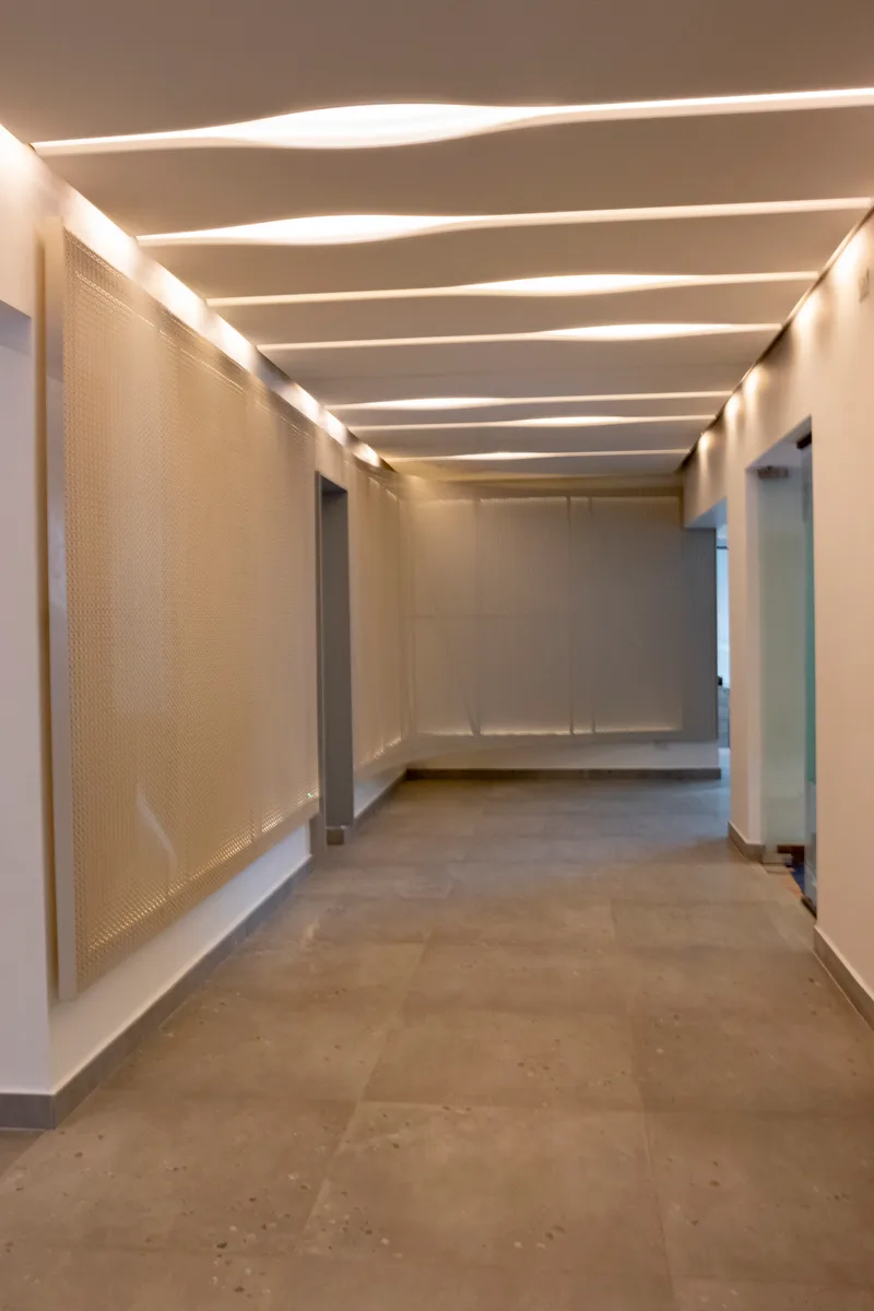 Vista de la habilitacion de oficinas corporativas ejecutada por Dec Constructora